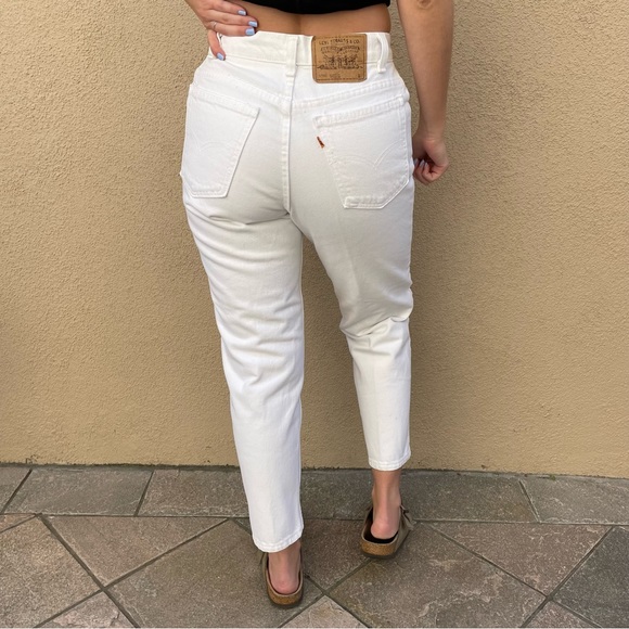 Levi's Denim - Vintage 90s Orange Tab Levi’s 950 Tapered Leg Jeans White Wash Size 8